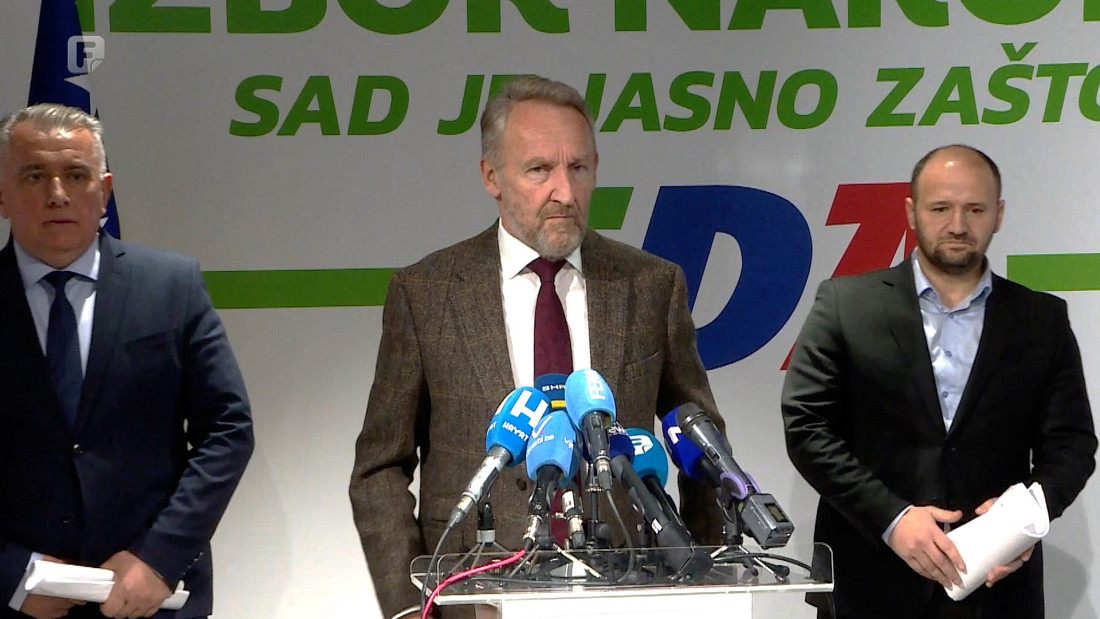 "Kadrovi Trojke su kao loš fudbalski tim, ne daju, već primaju golove"