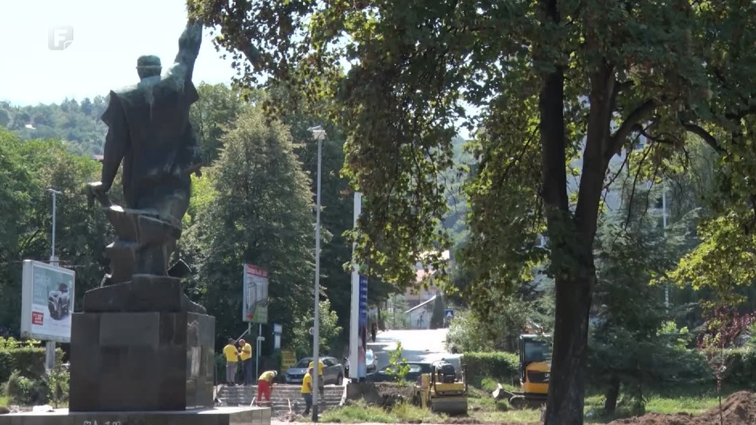Počeli radovi na sanaciji spomenika i parka 'Husinski rudar' u Tuzli