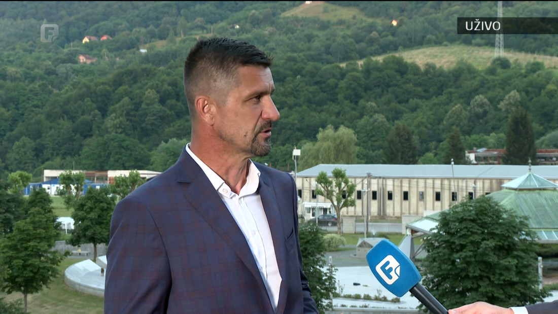 Peštalić: Nema izgovora za organiziranje koncerta pred crkvom u Srebrenici na dan dženaze