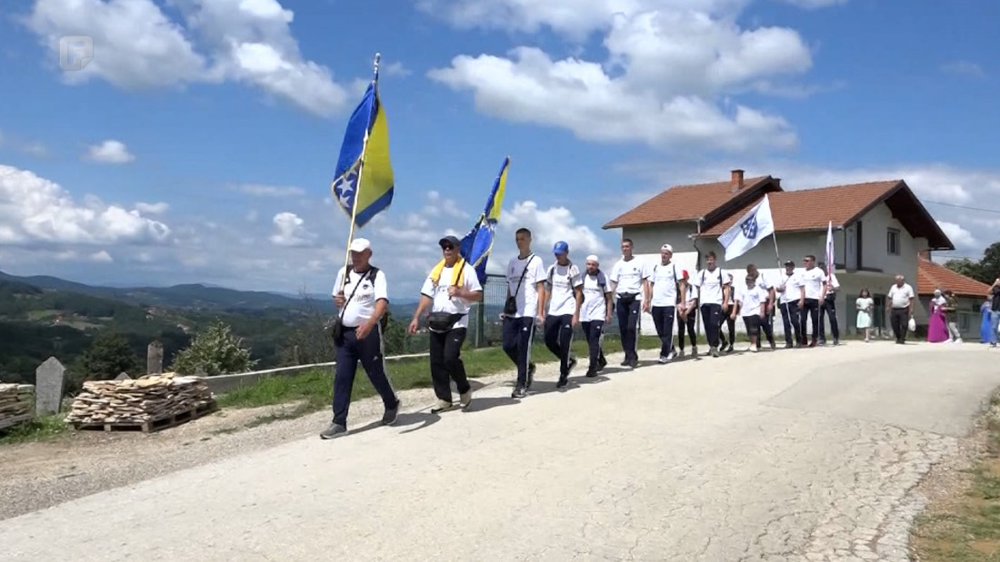 'Marš mira za Srebrenicu' iz Trepča: Najmlađi učesnik ima 12 godina