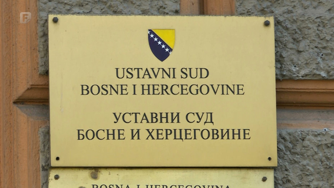 Ustavni sud BiH: Član zakona kojim se kriminalizuje kleveta u RS-u neustavan, odredba ukinuta
