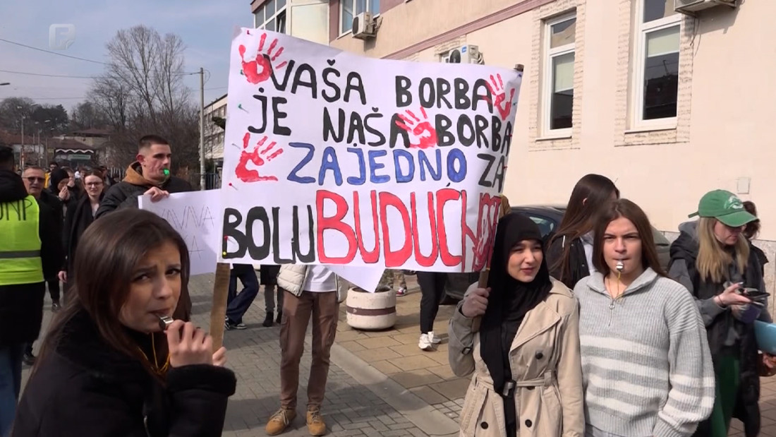 Veliki protest studenata Državnog univerziteta u Novom Pazaru