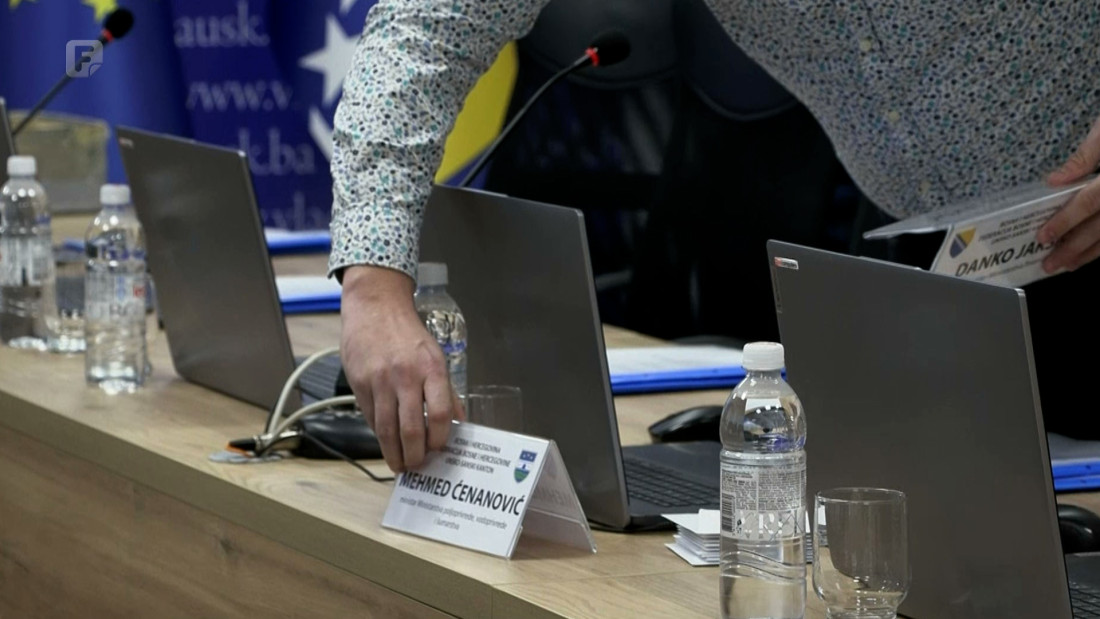 Što ne može na državnom i federalnom, može na kantonalnom nivou