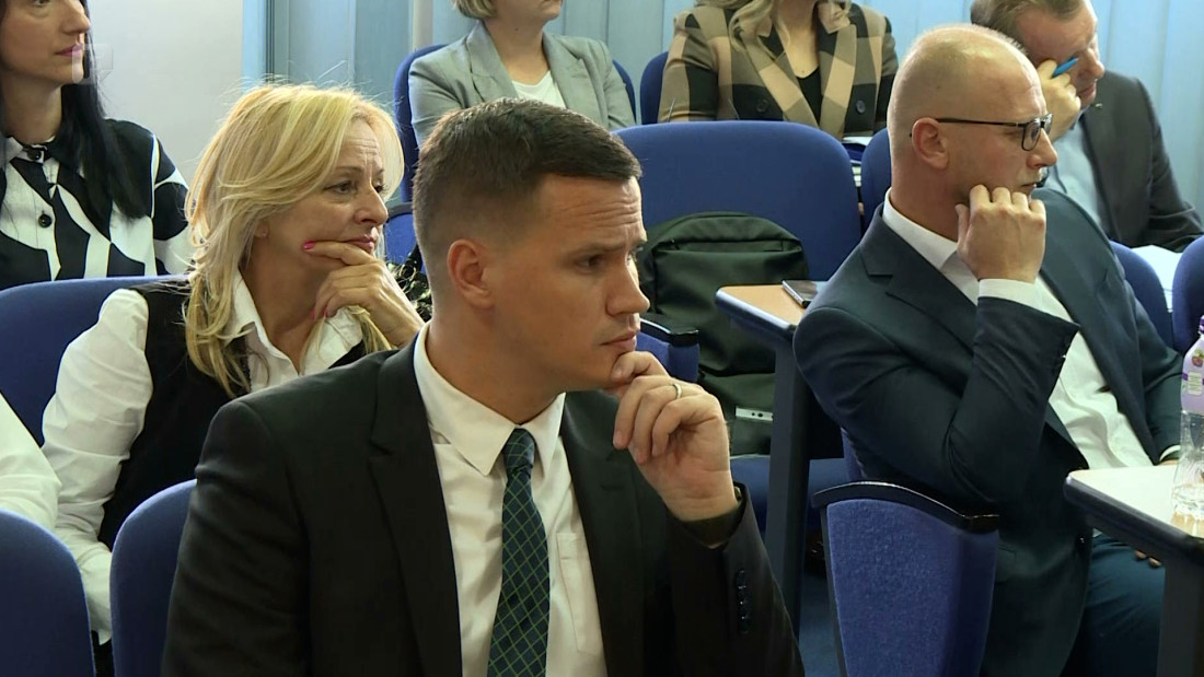 Porodiljske naknade u TK-u mogle bi biti uzrok pucanja koalicije SDA-DF