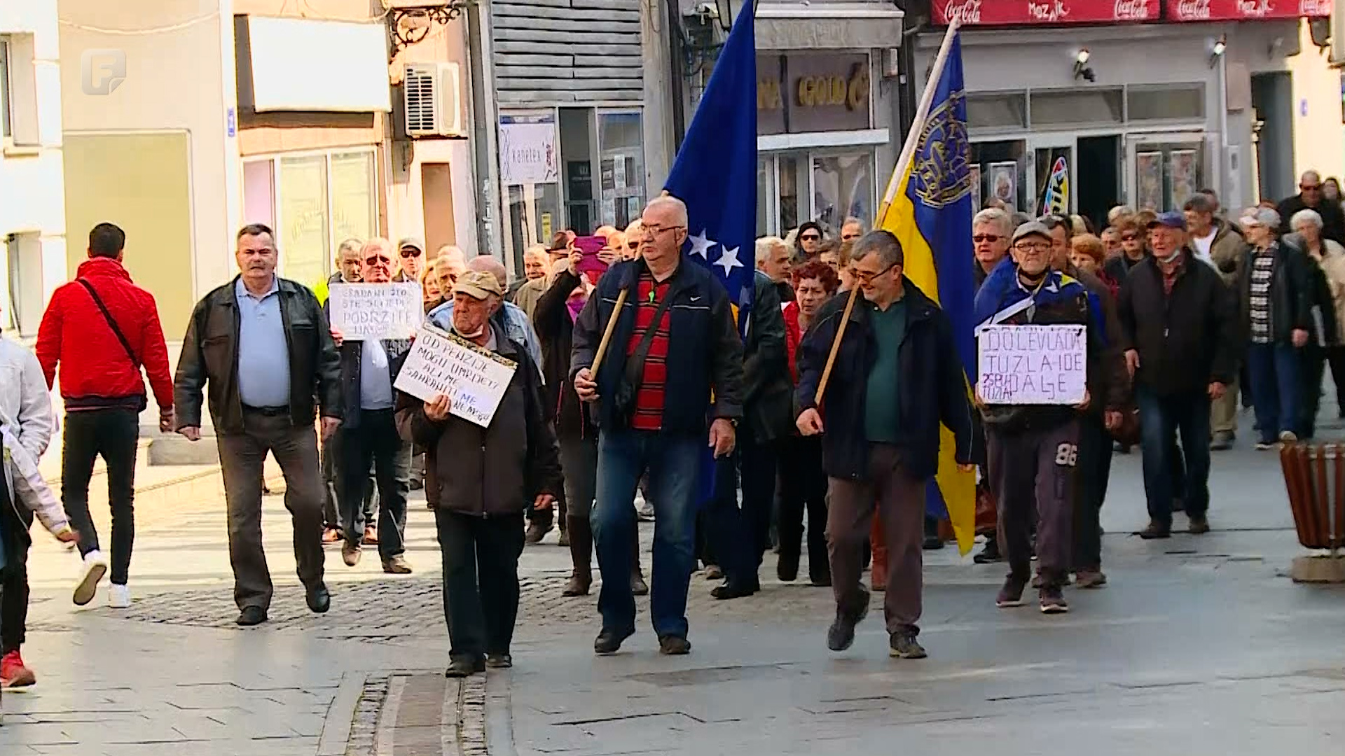 Tuzlanski penzioneri na ulicama traže ostvarenje prava