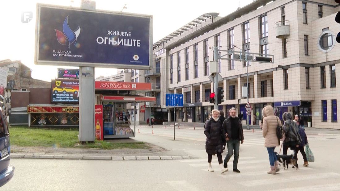 U RS-u plakati s natpisom 'Živjeće ognjište', priprema za proslavu neustavnog dana entiteta