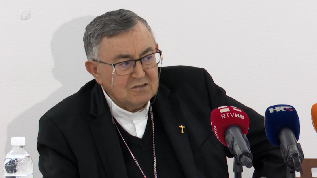 Kardinal Puljić stigao iz Vatikana: Zadovoljan je, izabrali su brzo i dobrog papu