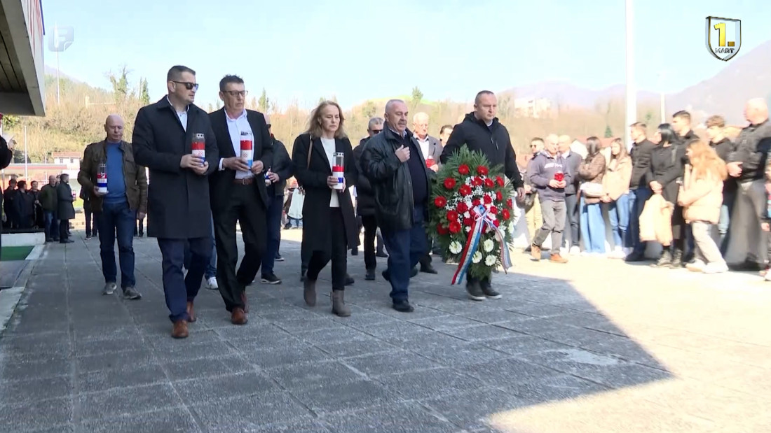 Obilježena godišnjica zatvaranja logora u Jablanici, priveden muškarac zbog vrijeđanja svećenika
