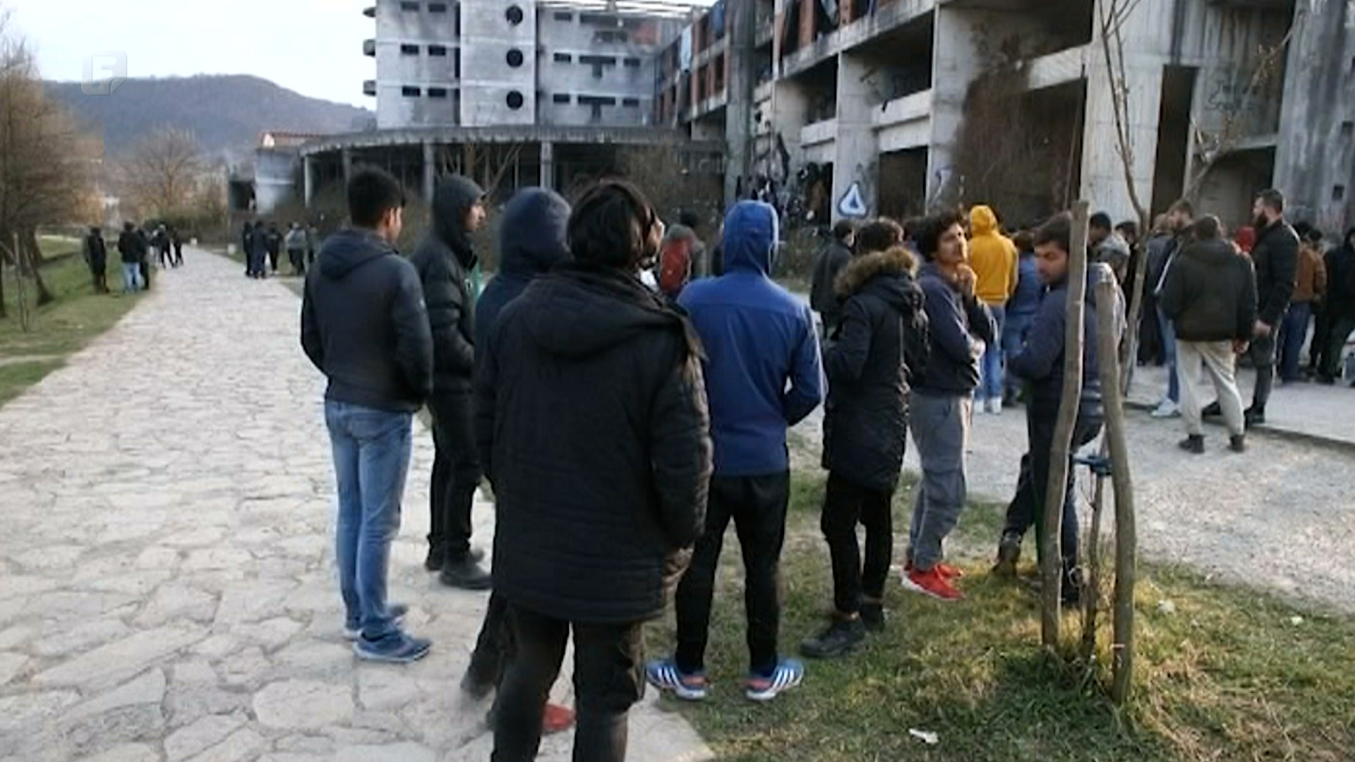 Novi val migranata u USK-u, sve više ih je zaraženo