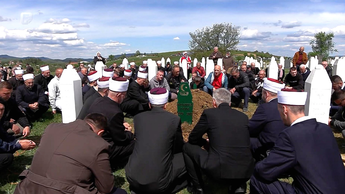 U Vlasenici klanjana 20. kolektivna dženaza