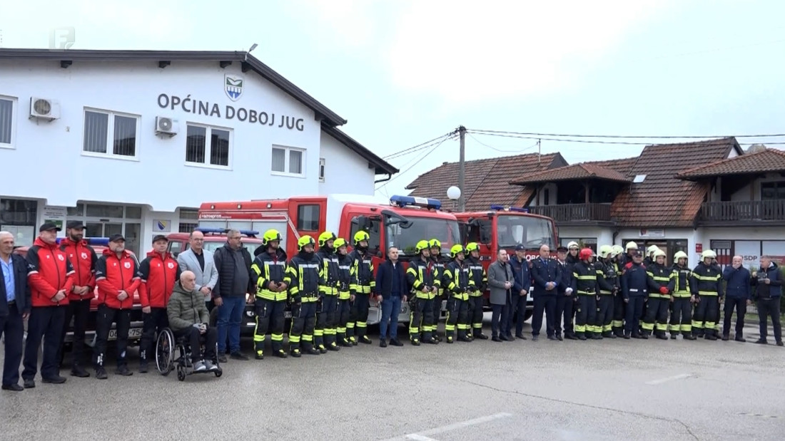 Vatrogasci iz Doboja i Doboj-Juga pokazali zašto je saradnja presudna