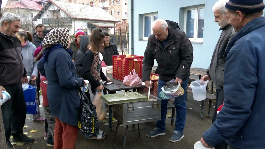 U 57 javnih kuhinja širom naše zemlje hrani se oko 19.000 građana