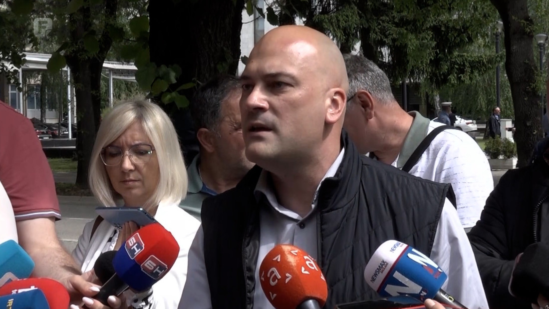 Ozrenci ispred NSRS-a: Nećemo dozvoliti istraživanja kompanije Lykos