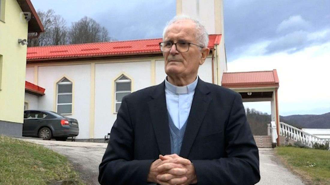 Primjer volje i uspjeha: Ivan Ravlić je svećenik, pilot, humanist, kapetan broda...