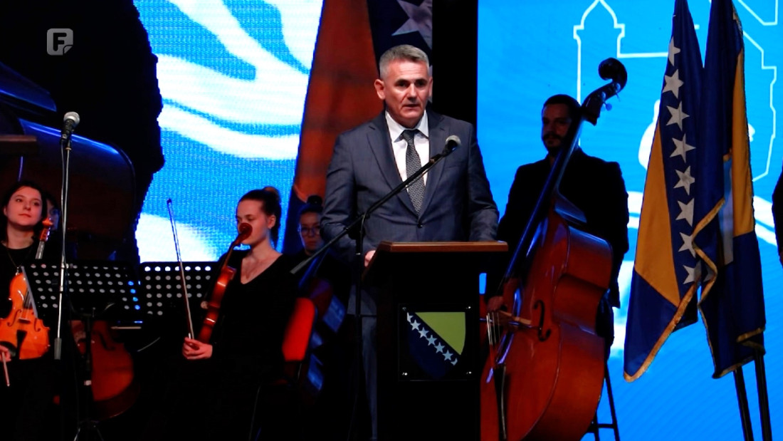 U Brčkom upriličena akademija povodom proslave Dana distrikta