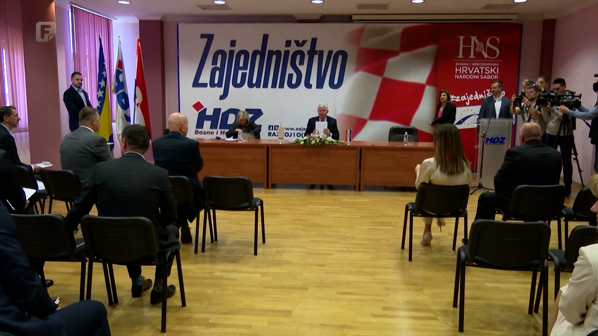 Posljednji as u Čovićevom rukavu - vodi li spajanje u razdvajanje?