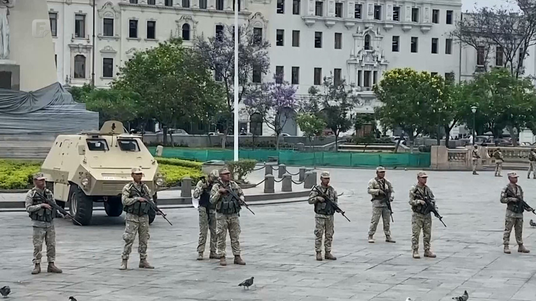 Tri osobe poginule, 17 povrijeđeno tokom protesta u Peruu