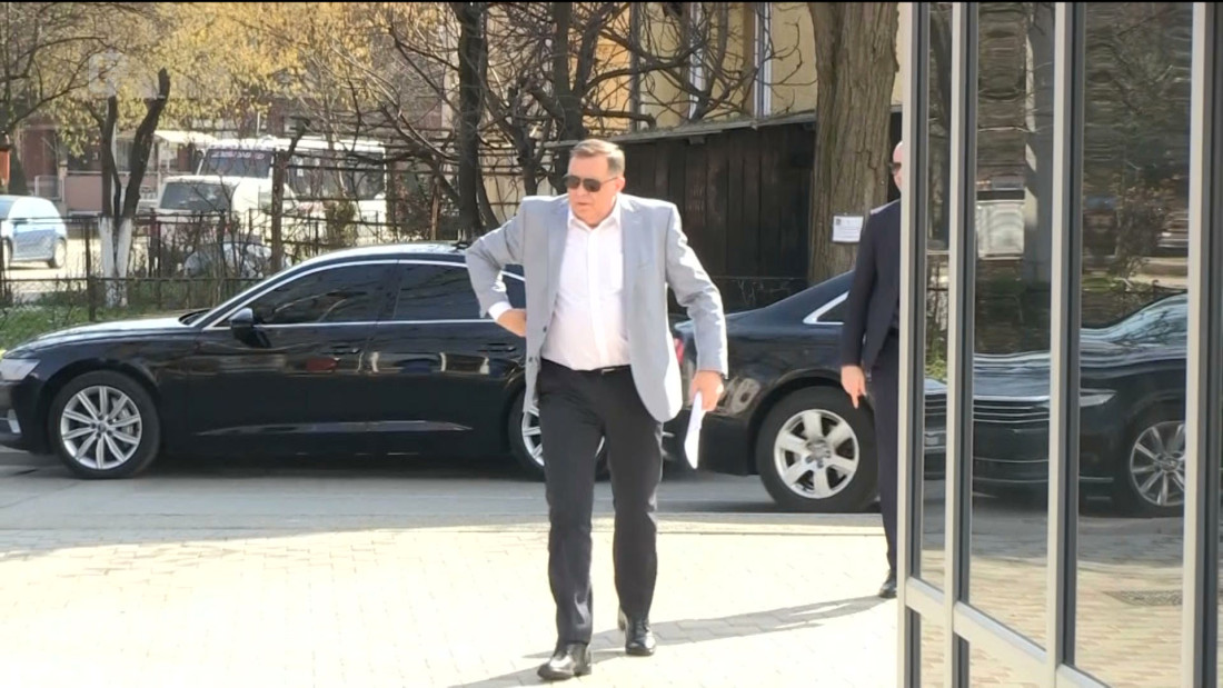 SDA: Dodikovi napadi na reisa Kavazovića bahati i primitivni