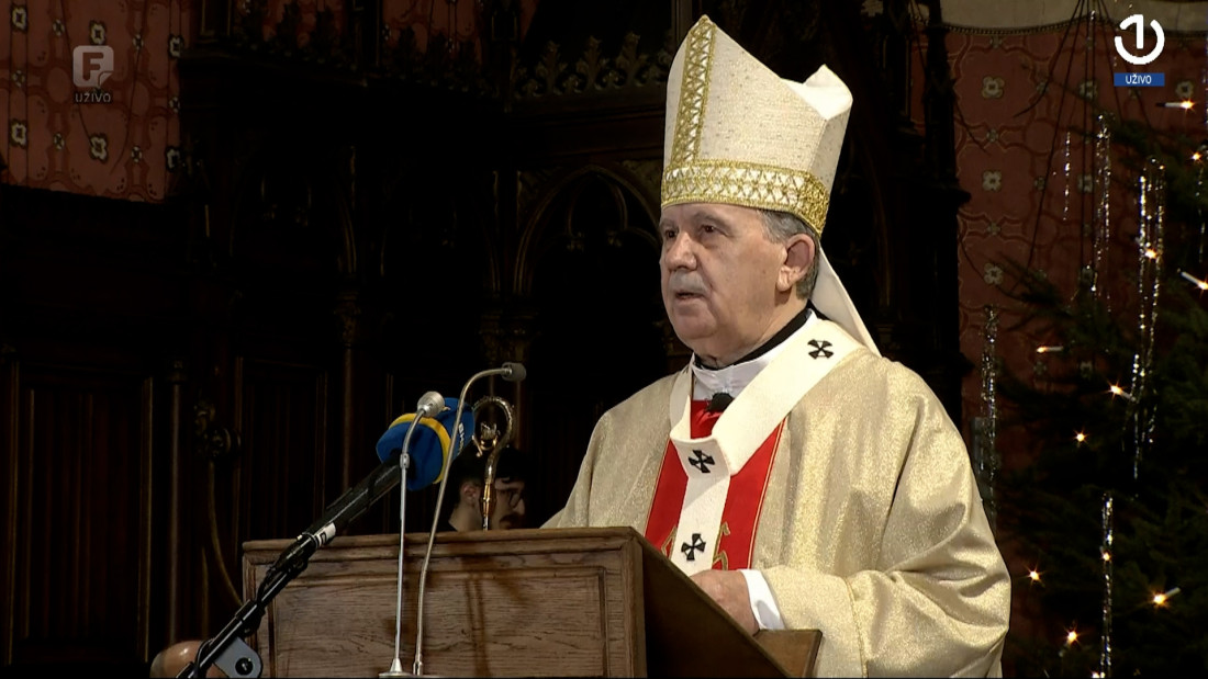 Nadbiskup Tomo Vukšić predvodio misu božićnog bdjenja u Sarajevskoj katedrali