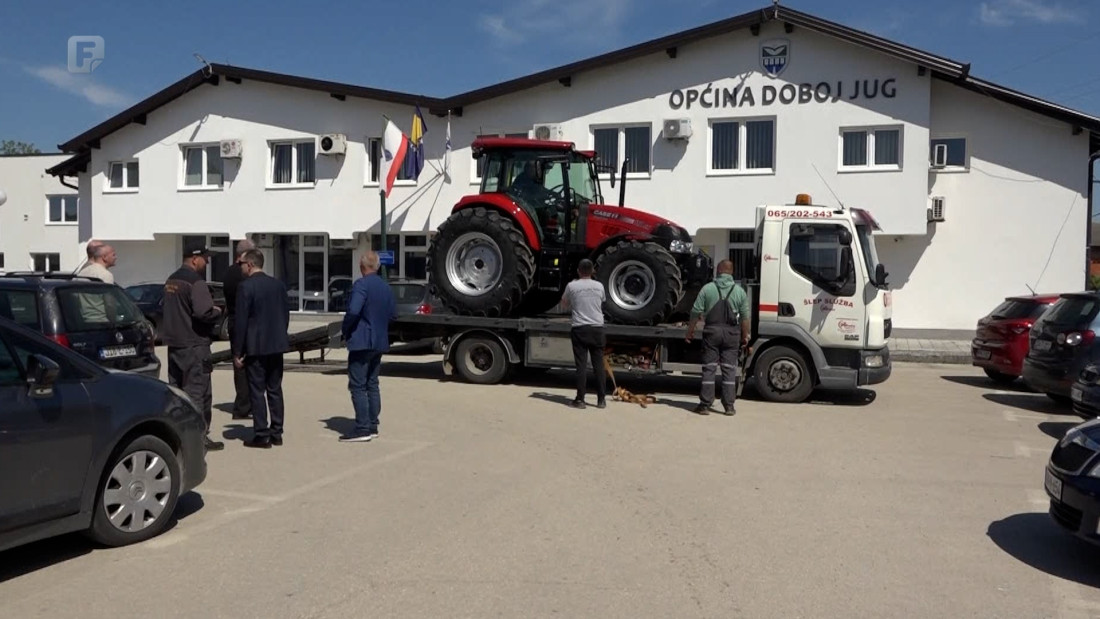 Doboj Jug dobio novu mehanizaciju za zaštitu od poplava