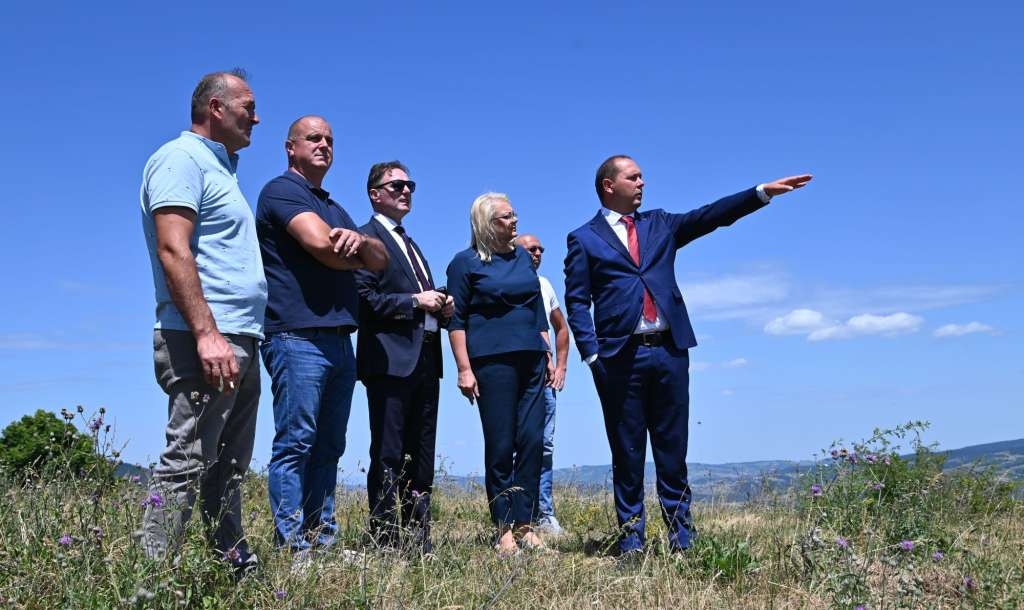 Hrnjić i Bradara posjetili Općinu Dobretići: Fokus na razvoj poljoprivrede