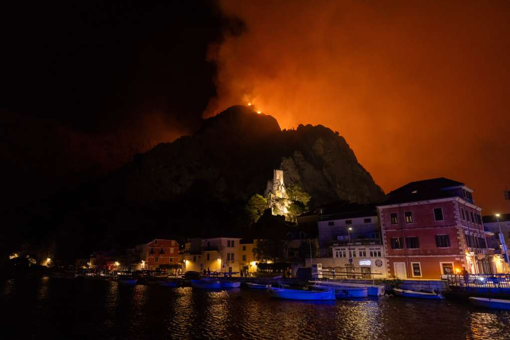 Traga se za državljankom BiH koja je nestala na požarištu u Stanićima kod Omiša