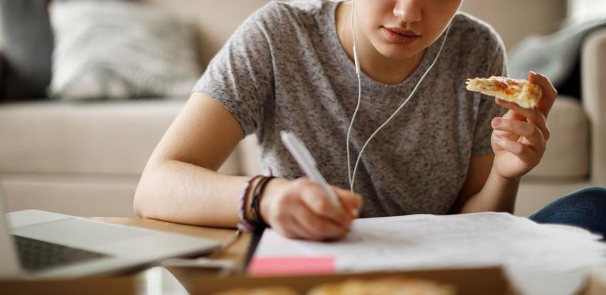 Procjena prehrambenih navika studentske populacije na Univerzitetu u Zenici