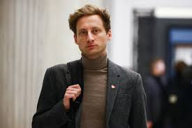 Poljski zastupnik nazvao Izrael "barbarskom državom" nakon puštanja iz pritvora