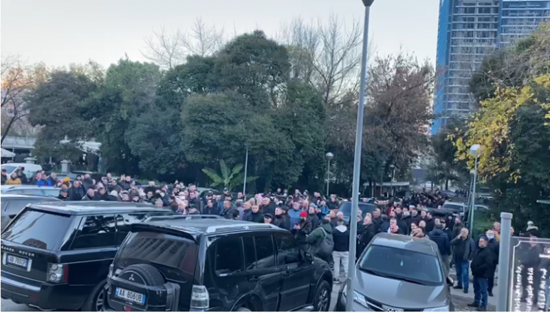 Stotine u Tirani na demonstracijama protiv Otvorenog Balkana i Vučića