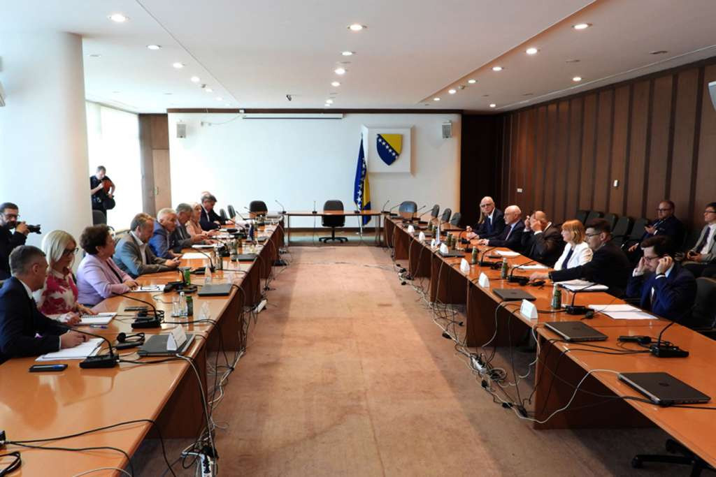 Članovi kolegija oba doma PSBiH s predsjedavajućim OSCE-a