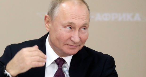 Kremlj: Putin se osjeća dobro poslije vakcine, vakcinisale se i njegove ćerke