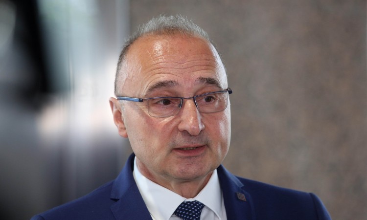 Grlić Radman sumnja u većinsku potporu EU-a za sankcije Dodiku