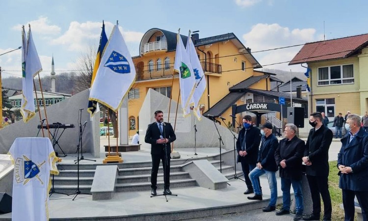 Ramić u Sapni na otkrivanju spomen-obilježja