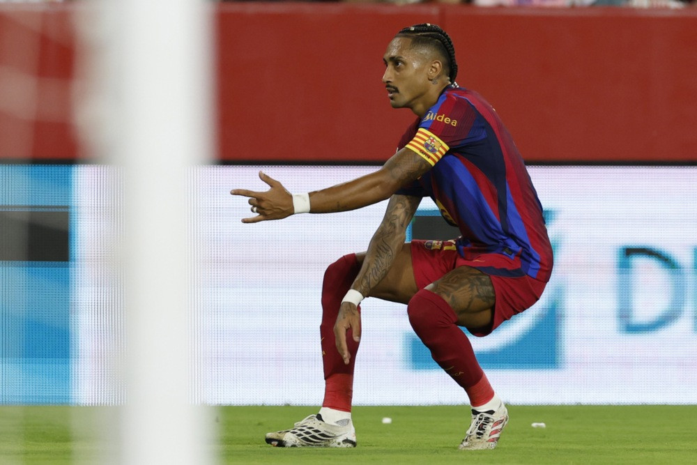 Pobjeda Barcelone uz hat-trick Raphinhe
