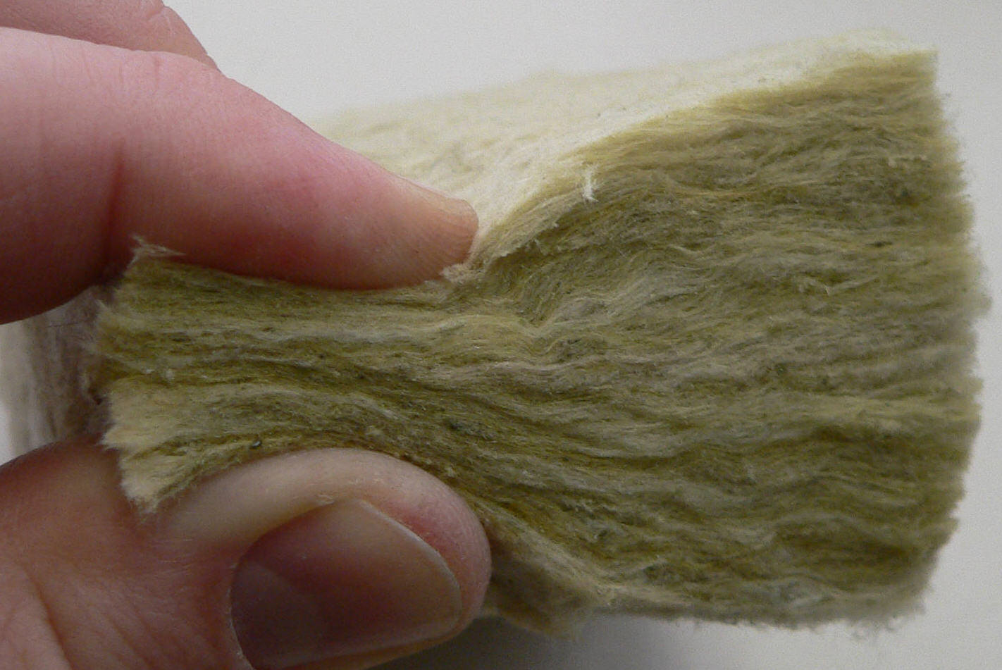 Hoće li Europa slijediti Australiju uključivanjem mineralne vune u kategoriju materijala u kojoj se nalazi azbest?