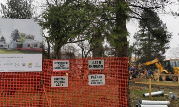 Izgradnja Roditeljske kuće u Tuzli traje, finansiranje još neriješeno