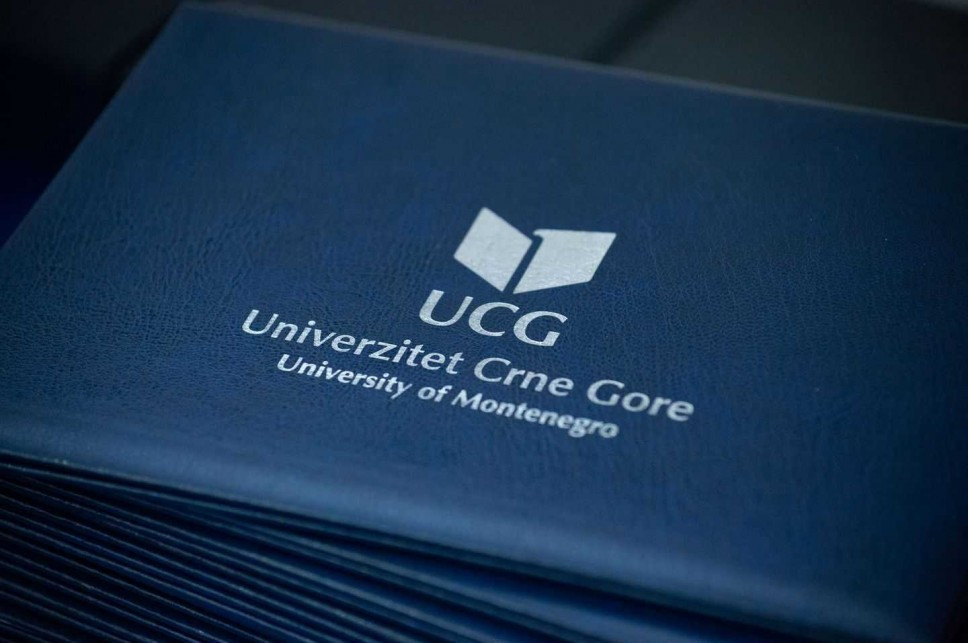 U Crnoj Gori najmanje 20.000 lažnih ili sumnjivih diploma