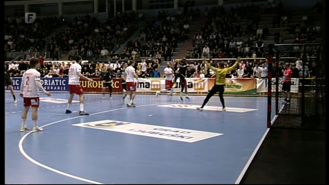 Izviđač pobijedio AEK, ali nedovoljnom razlikom za plasman u finale EHF kupa.