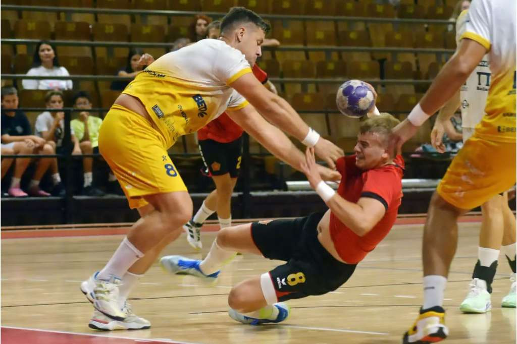 Rukomet - Derbi Sjevera u Tuzli, Juga u Sarajevu