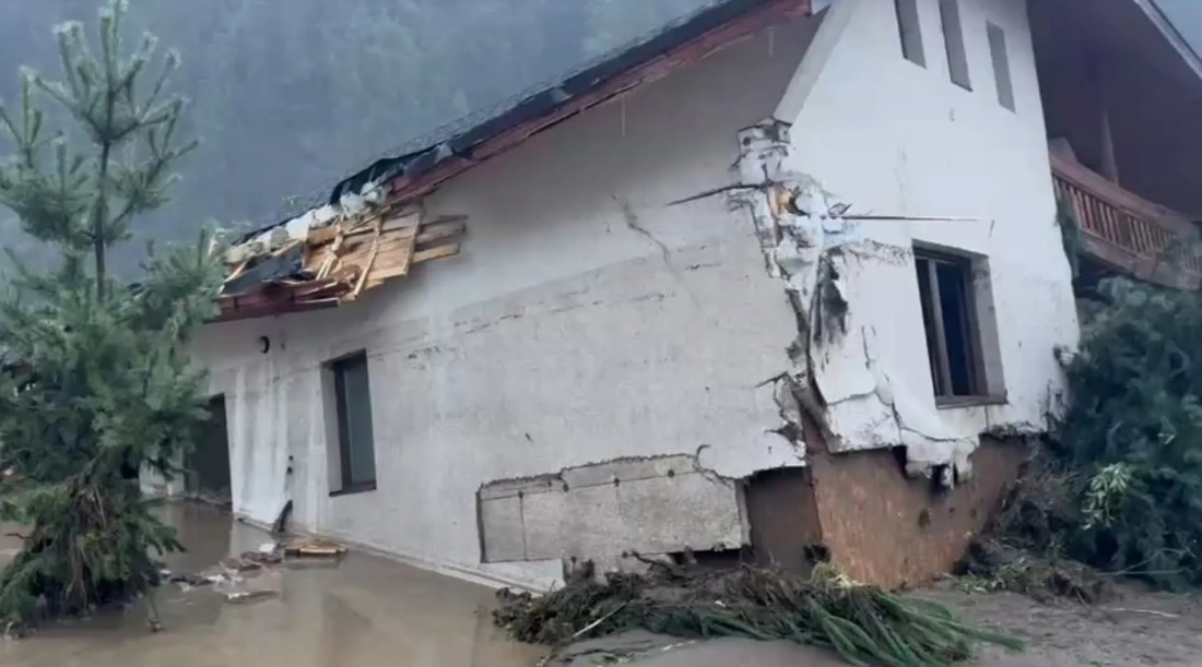 Troje poginulih u velikim poplavama na istoku Rumunije