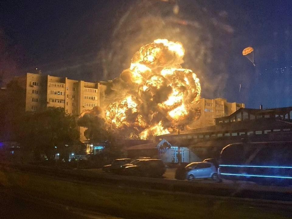 Ruski vojni avion srušio se u mjestu Jejsk blizu Ukrajine