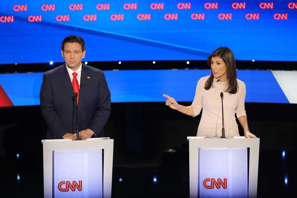 DeSantis i Haley suočili se u debati pred izbore u Iowi kako bi izašli kao Trumpova alternativa