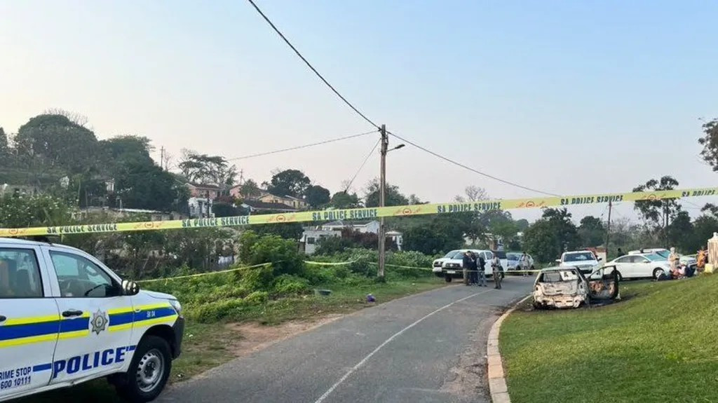 Najmanje 11 osoba ubijeno u masovnoj pucnjavi u blizini južnoafričkog grada Durbana