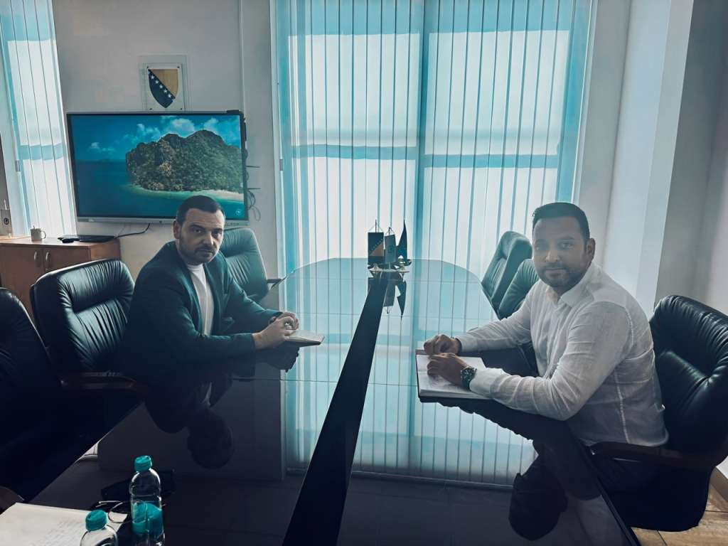 Badnjević i Magazinović razgovarali o unaprjeđenju zakona i digitalizaciji