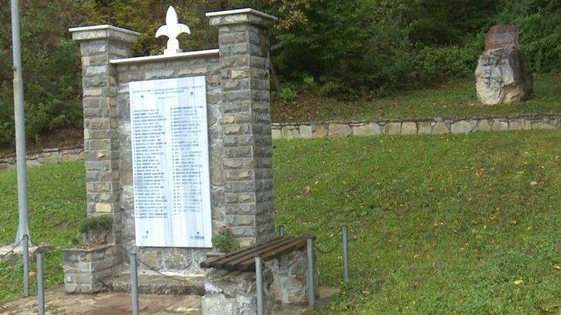 Sasina: Obilježena 28. godišnjica strijeljanja 65 civila