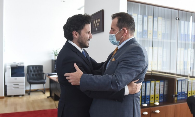 Cikotić i Abazović: Jačanje saradnje i unaprjeđenje bilateralnih odnosa