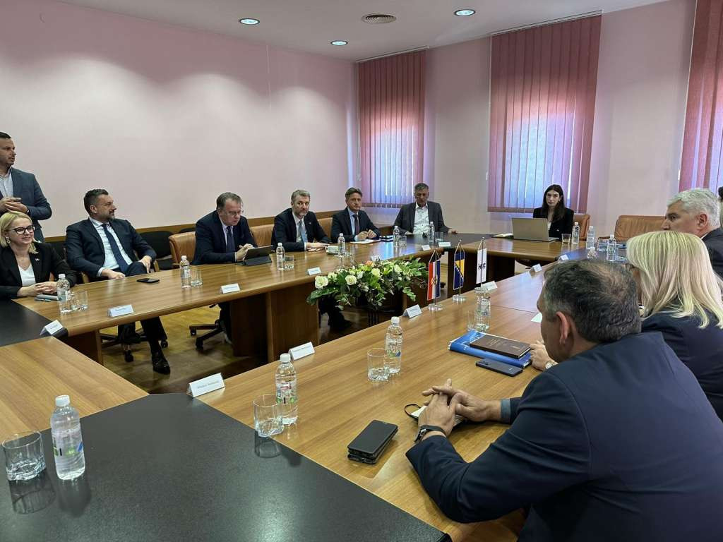 Počeo sastanak o formiranju vlasti na razini Federacije BiH