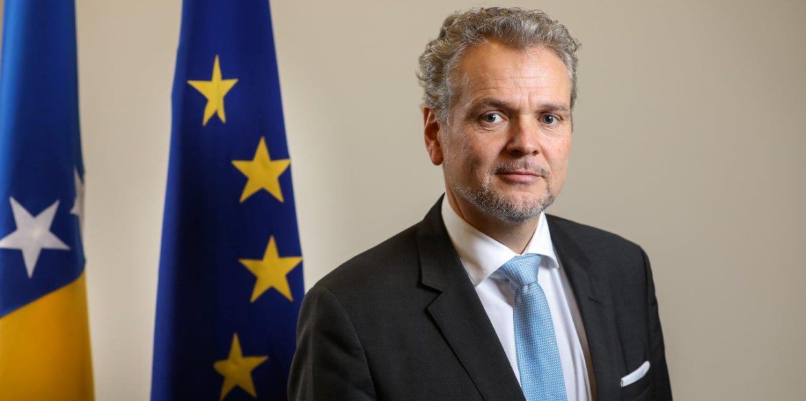 Vogel i Weber: Sattler popušta HDZ-u BiH u vezi sa izbornim zakonom