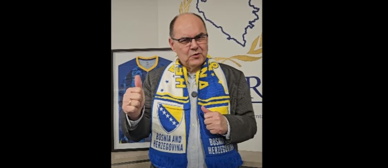 Schmidt pružio podršku reprezentaciji BiH uoči meča s Velsom: "Hajmo Zmajevi"