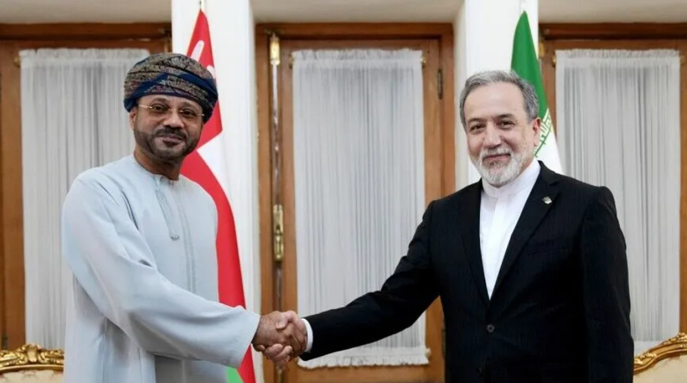 Oman i Iran razgovarali o privremenom plovidbenom koridoru kroz Hormuški moreuz